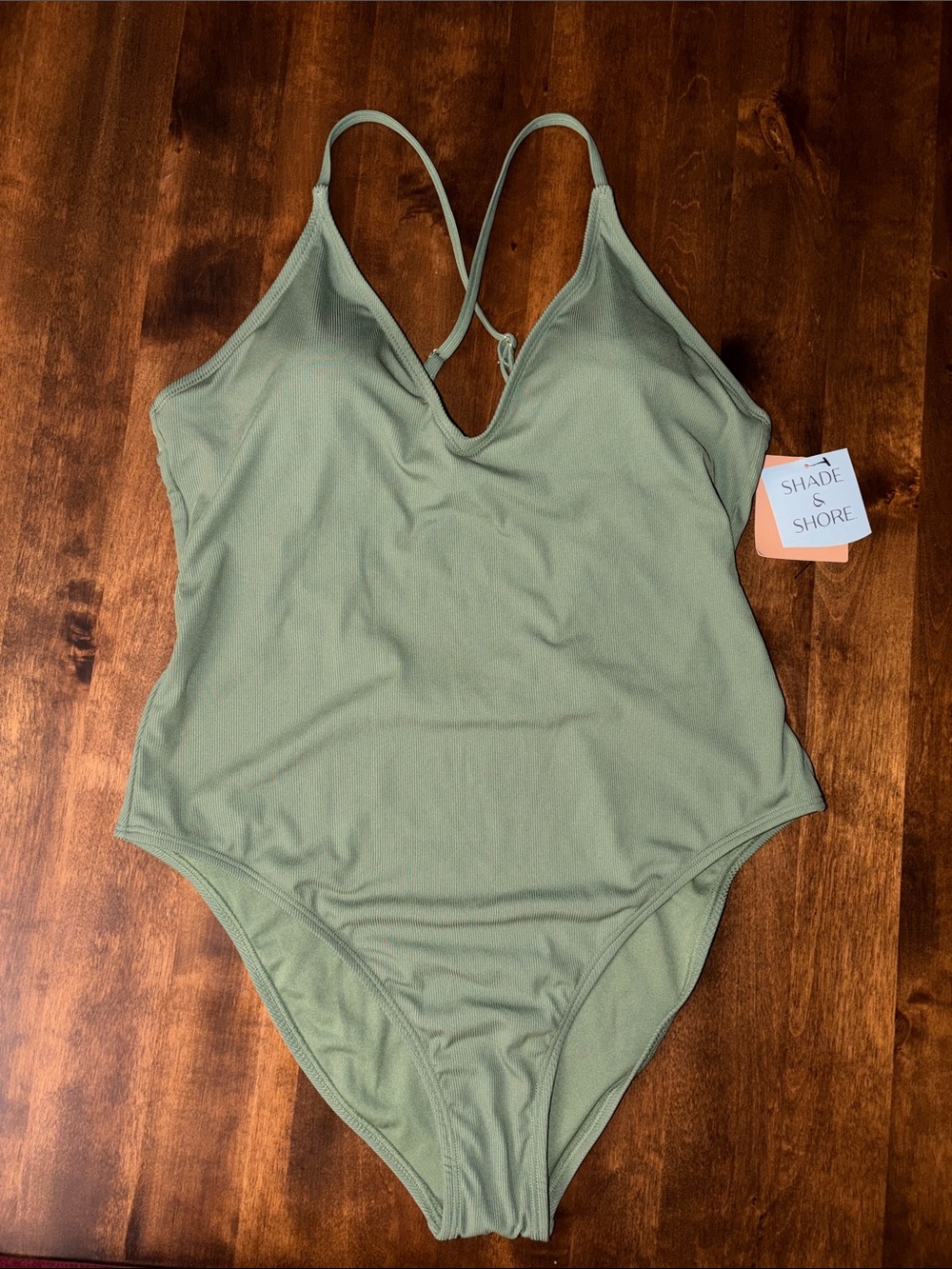 Shade & Shore Green V-Neck One-Piece Swimsuit Beach Pool NWT size Large